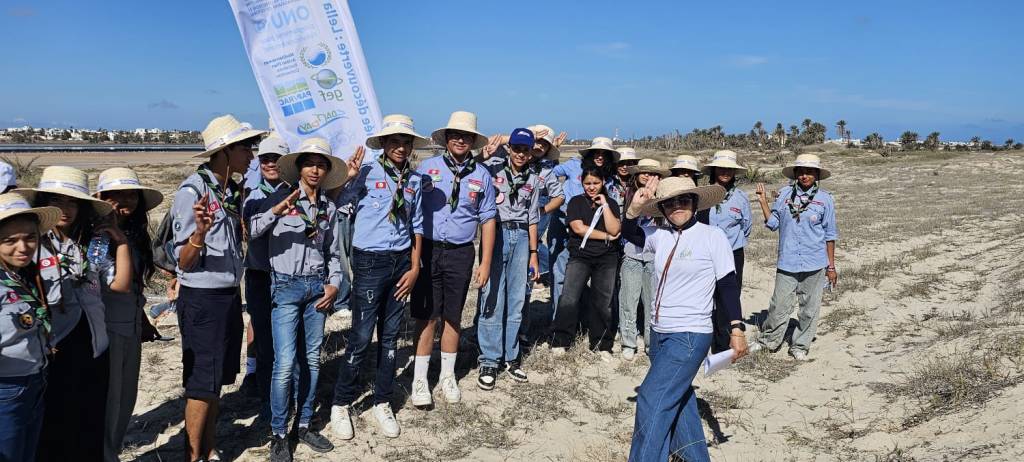 Discovering the Djerba's coast: a day of awakening, action and creativity for young people