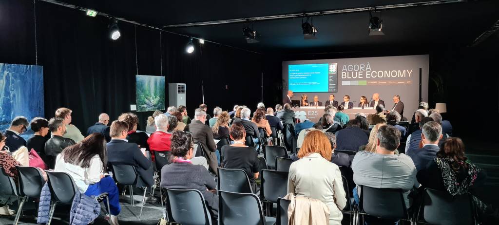 Le PAP/RAC contribue à des initiatives clés de résilience climatique lancées à Ecomondo 2025